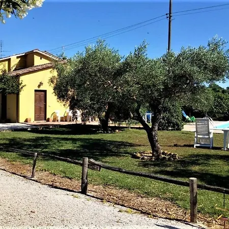 Casa de Férias Casale Il Colle